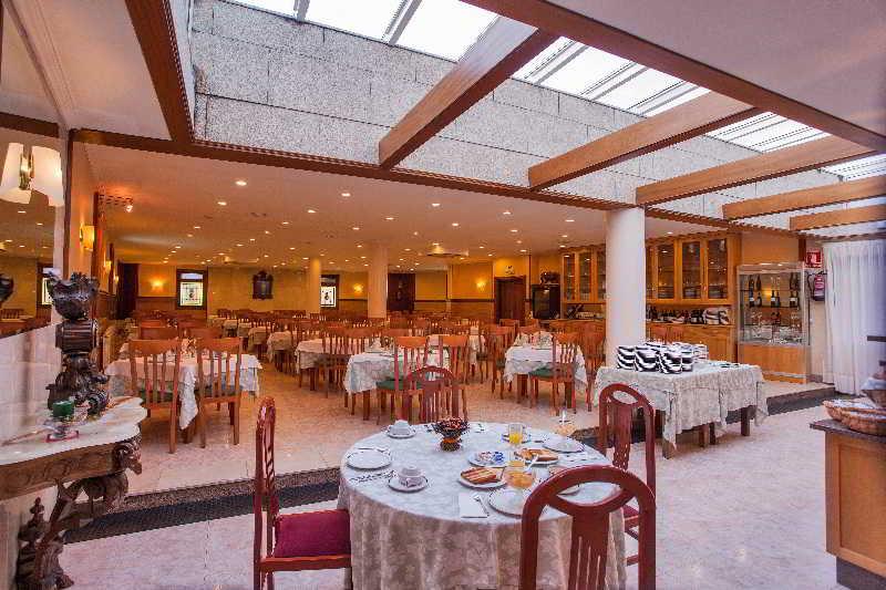Hotel San Lorenzo Сантяго де Компостела Екстериор снимка